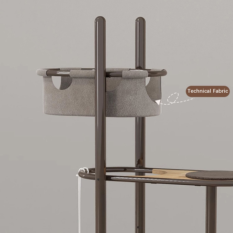 Lantai ke langit -langit tinggi dalam ruangan karet kayu kucing menara pohon menara dengan keranjang tidur Lantai ke langit -langit tinggi dalam ruangan karet kayu kucing menara pohon menara dengan keranjang tidur